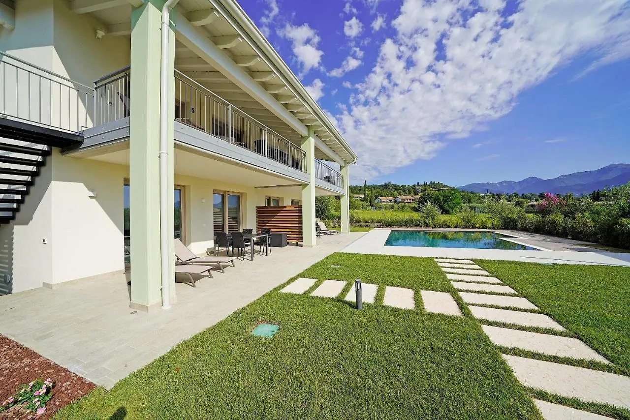 Gardaliva 1 Villa Manerba del Garda